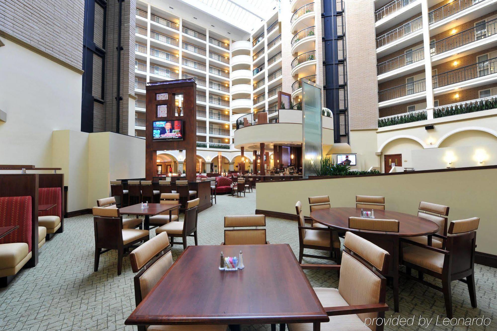 Embassy Suites Dallas - Park Central Area Екстер'єр фото